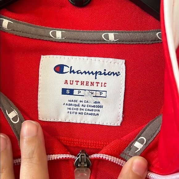 Champion Red Track Jacket woman’s small - Picture 2 of 5